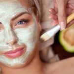 5 Mascarillas con Aguacate: Recetas paso a paso 4